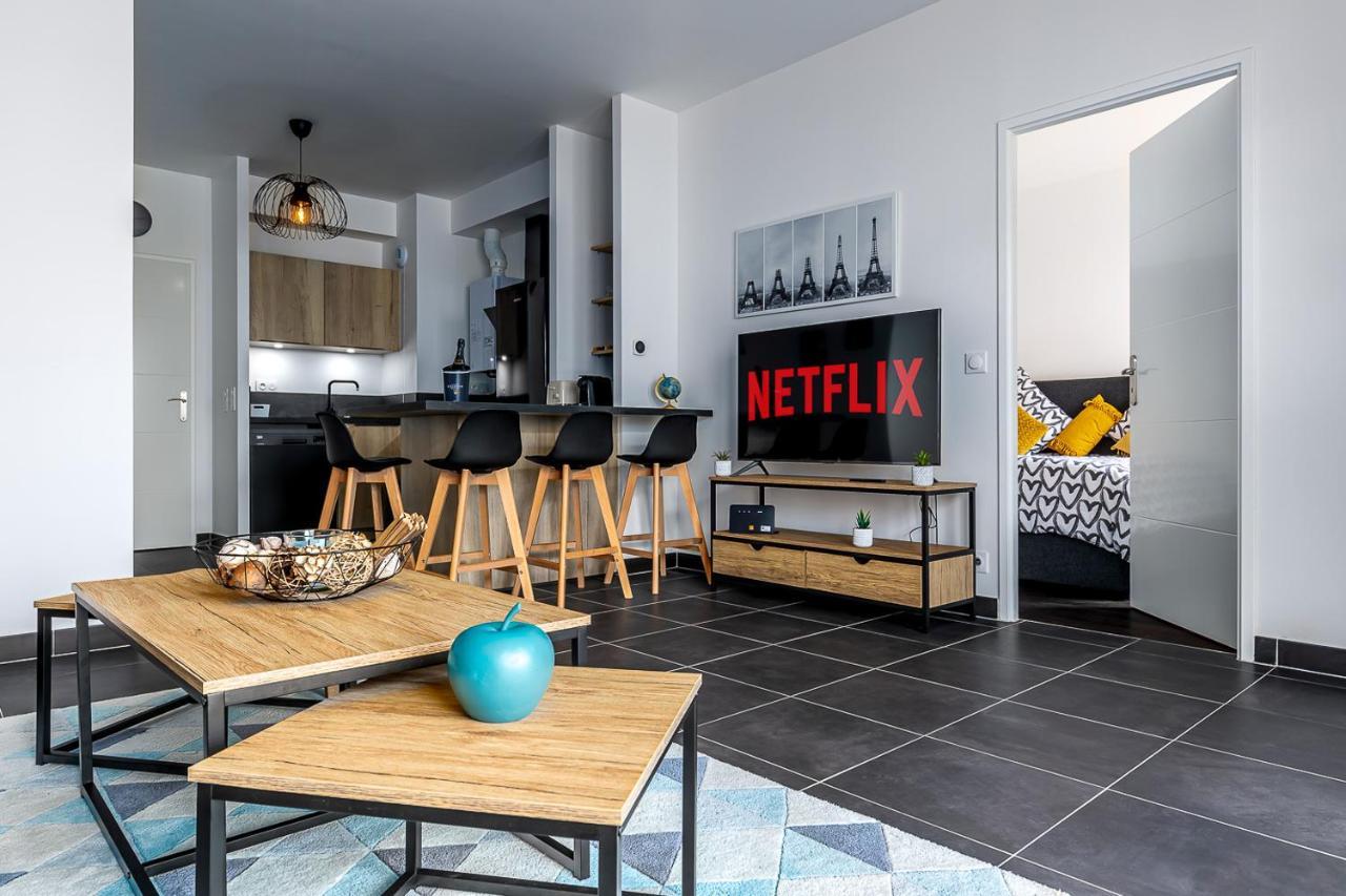 King Size Bed - Free Private Parking - Garden & Terrace - 14Min From Disneyland Ferrieres-en-Brie Luaran gambar